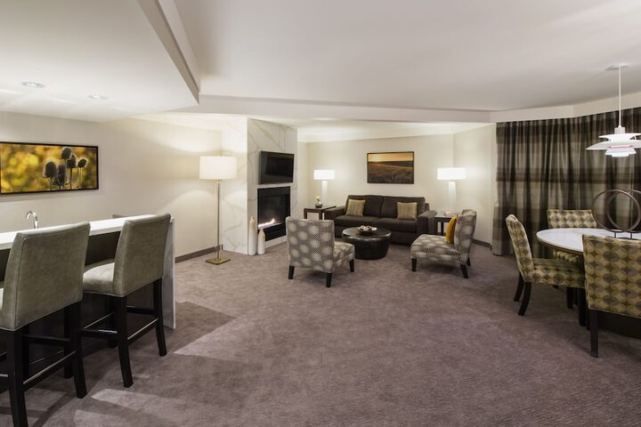 Room 14 of 28