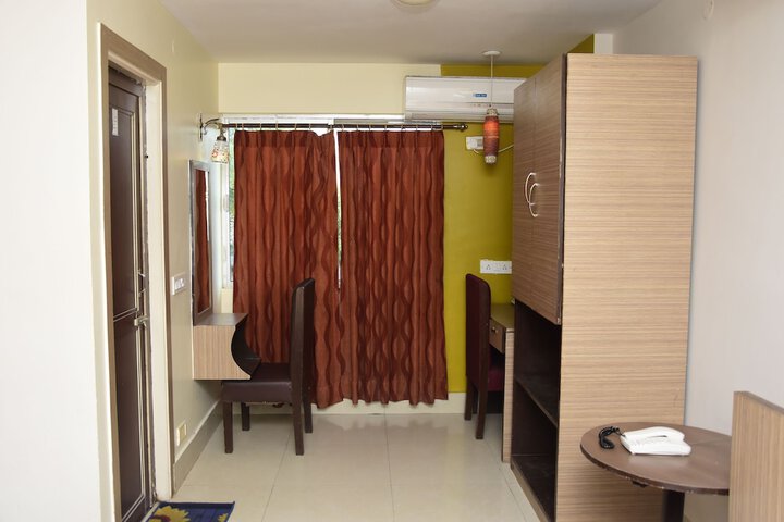 Room 34 of 169