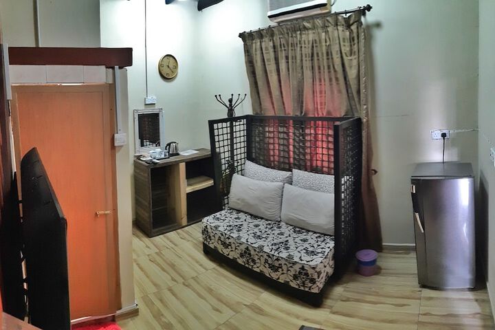 Room 9 of 47