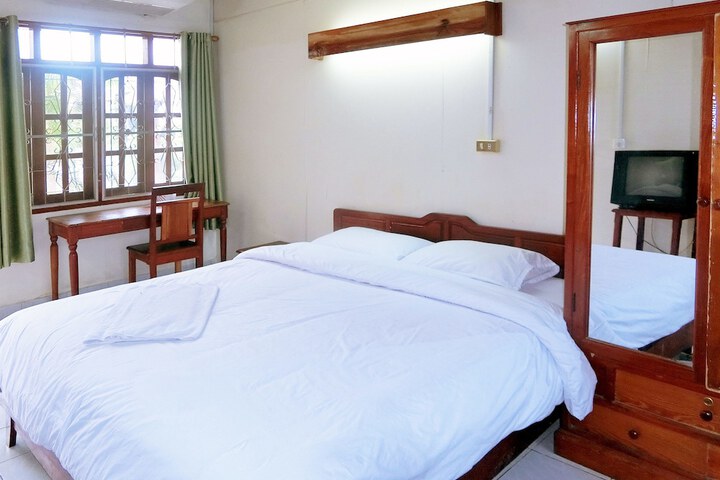 Room 7 of 34