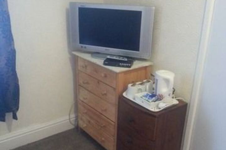Room 102 of 149