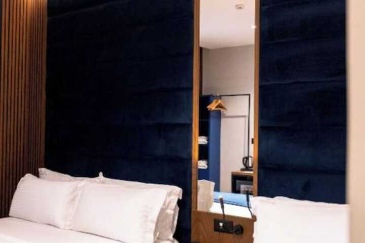 Room 59 of 265