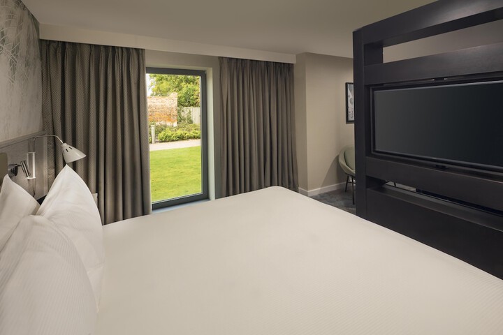 Room 56 of 179
