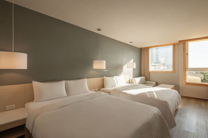 Room 14 of 64