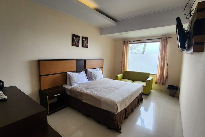 Room 56 of 184