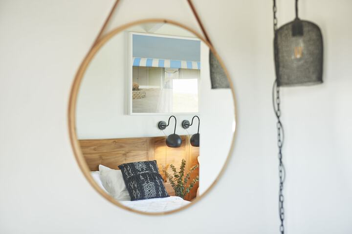 Double Accessible Queen Size Bed (7 of 8)
