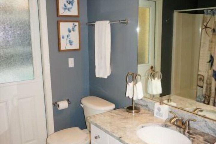 Room 15 of 21