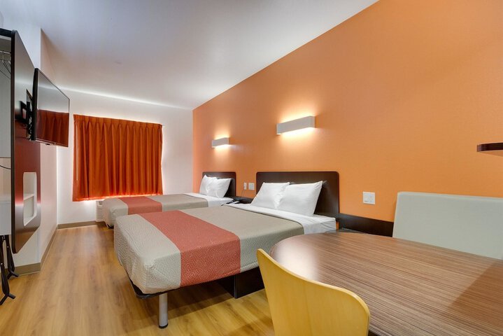 Room 13 of 59