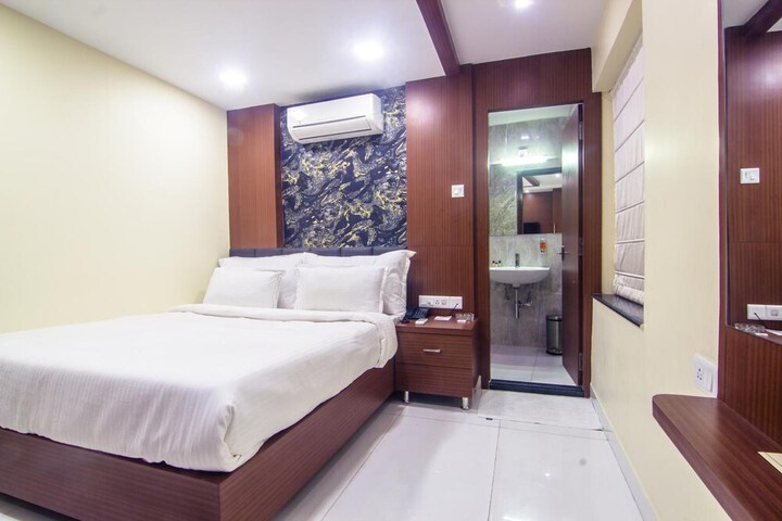 Room 17 of 161