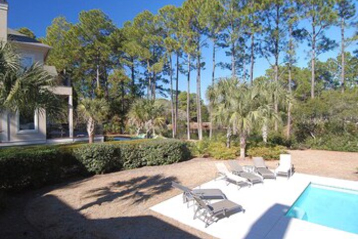 Sundeck 17 of 17