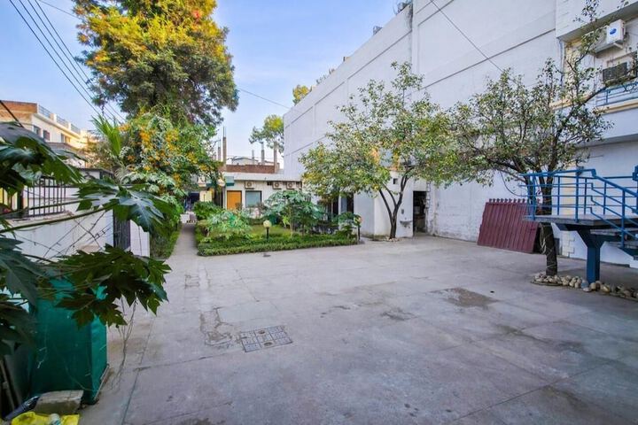 Property Grounds 11 of 13