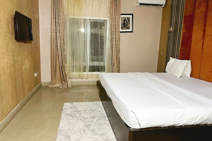 Room 7 of 45