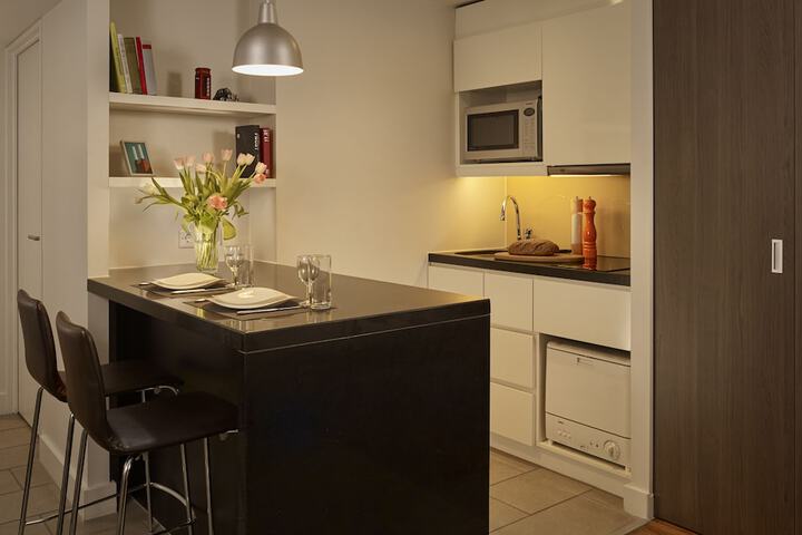 Private kitchenette