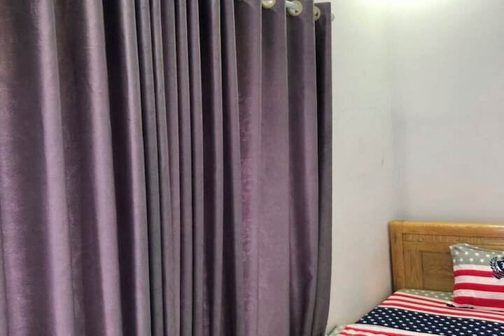 Room 2 of 30