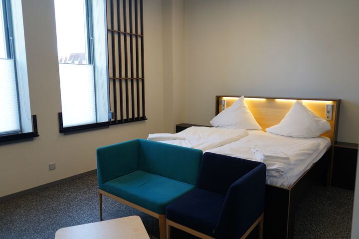 Room 67 of 105