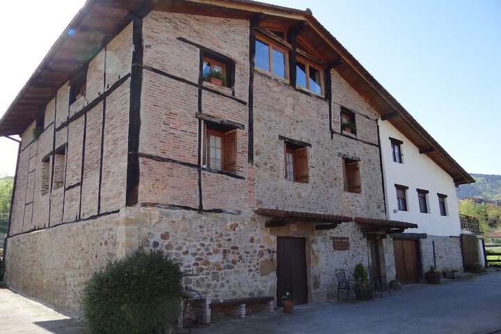 Agroturismo y apartamentos Ondarre