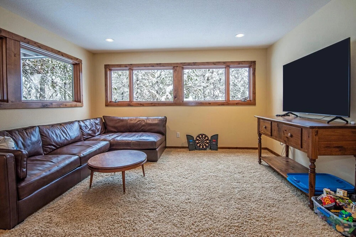 Room 3 of 20