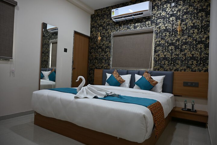 Room 9 of 21
