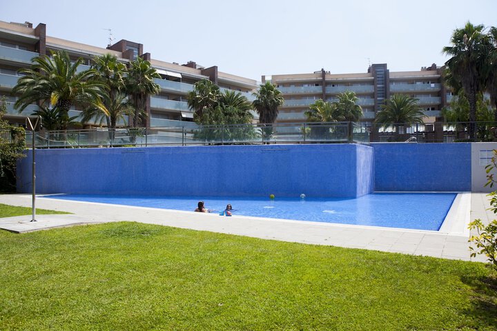 Pool Hotel