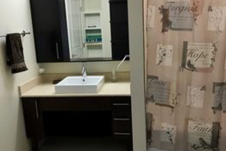 Room 4 of 21