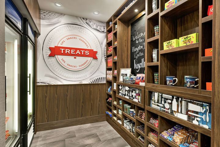 Snack bar