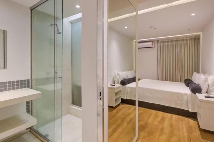 Room 46 of 80