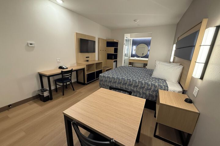 Room 7 of 31