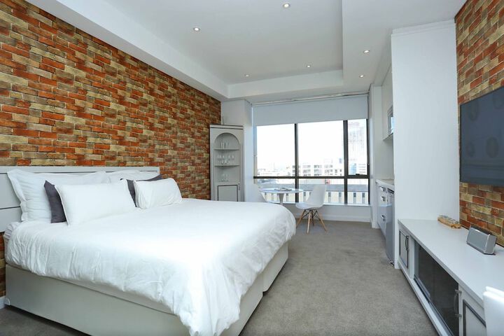 Room 21 of 35