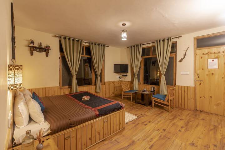 Room 5 of 21
