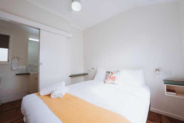 Room 14 of 23