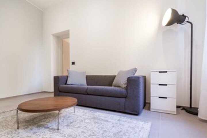 Room 13 of 25