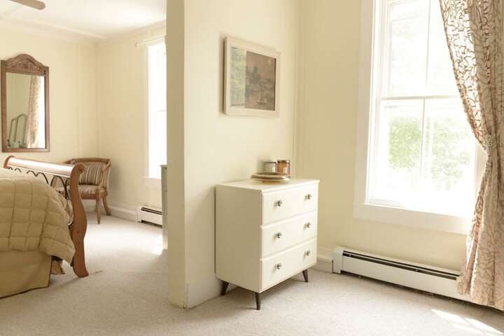 Room 6 of 52