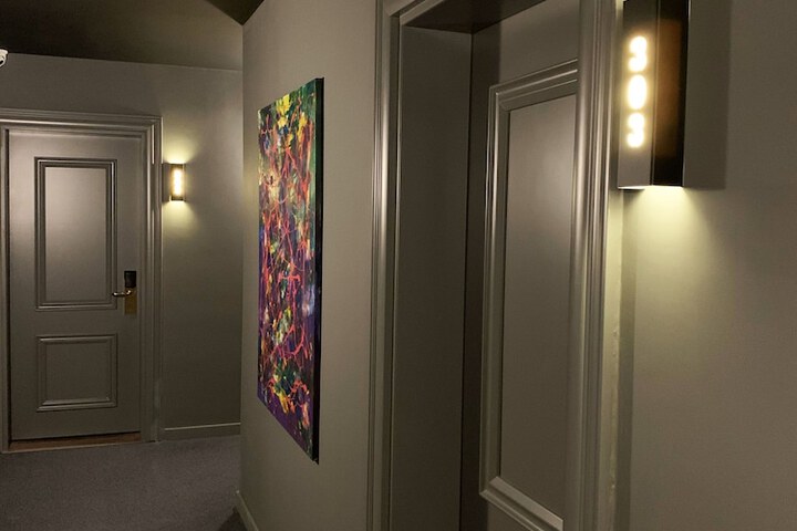 Ballroom/Hall 43 of 50