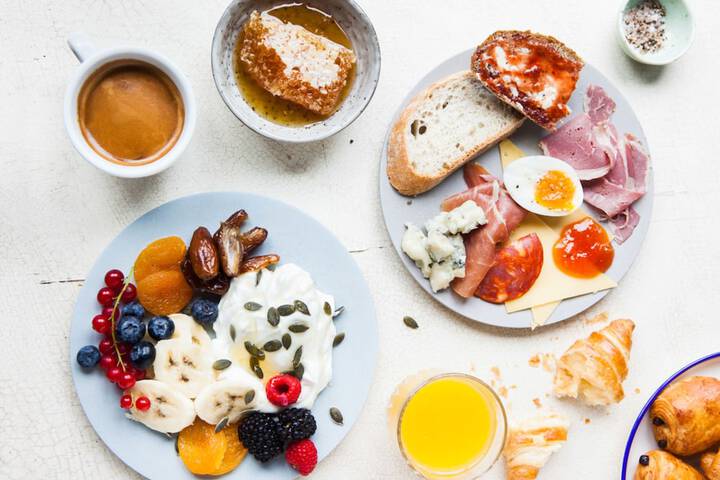 Breakfast/Coffee Service 60 of 85