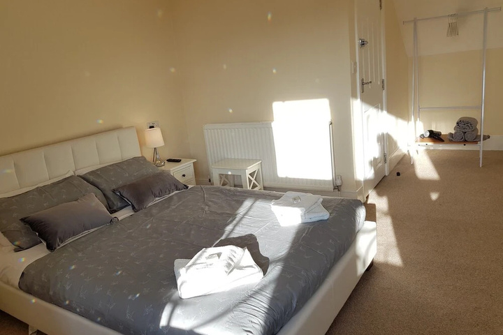Room 3 of 13