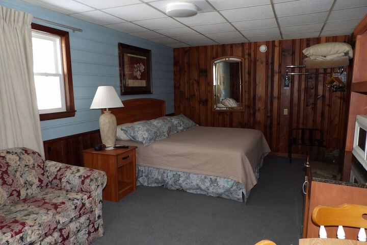 Family Suite (3 of 8)
