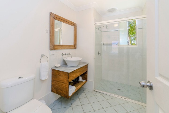 Bath Photo