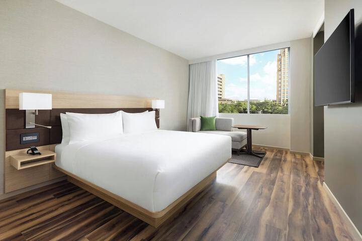 Room 15 of 65