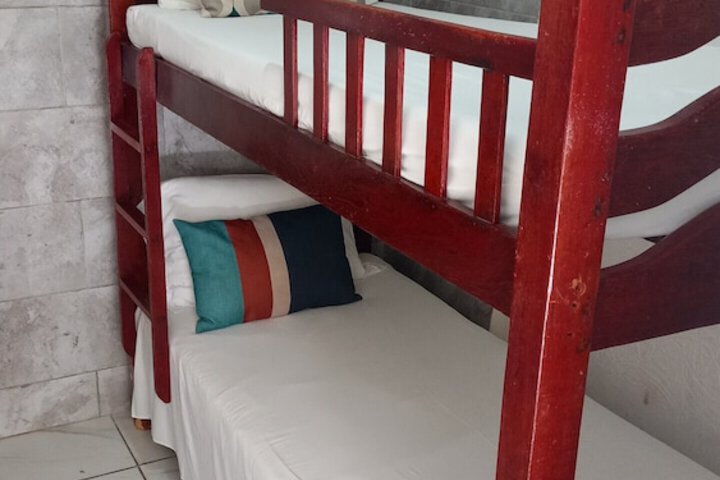 Room 8 of 28