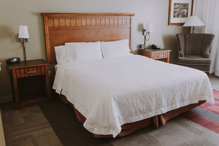 Room 14 of 38