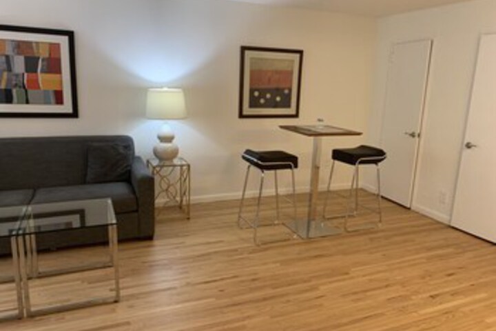 Room 12 of 37
