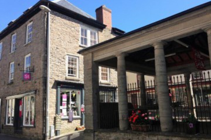 12 Market Street