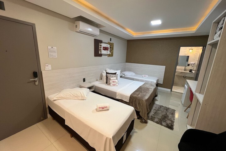 Room 21 of 39