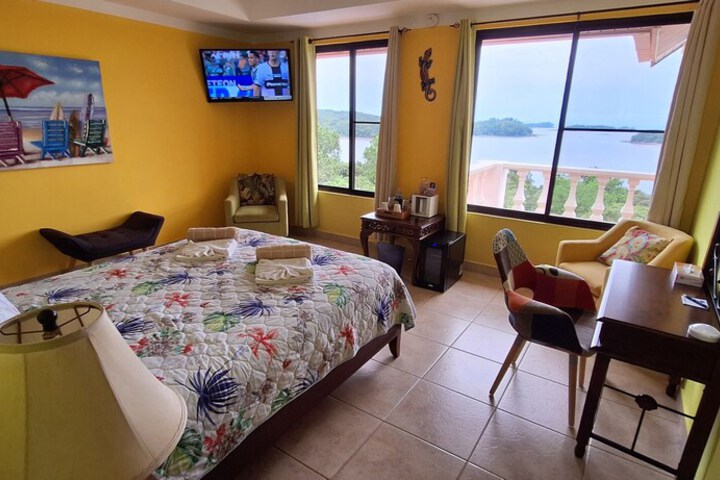 Room 21 of 125