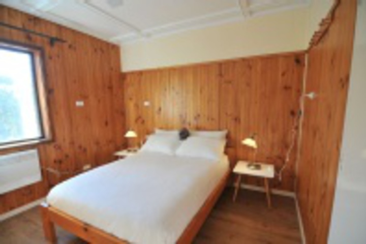 Room 54 of 693