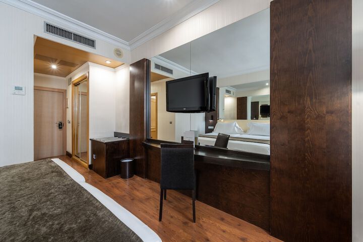Room 40 of 158
