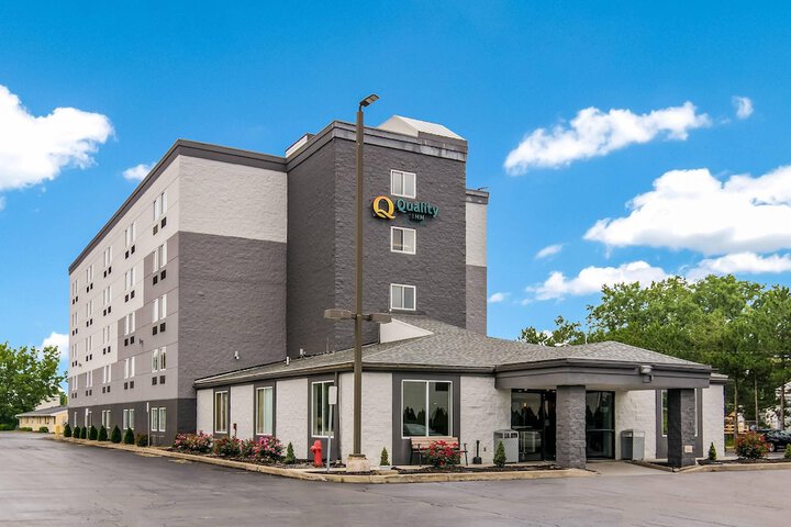 Hotel 43 of 45