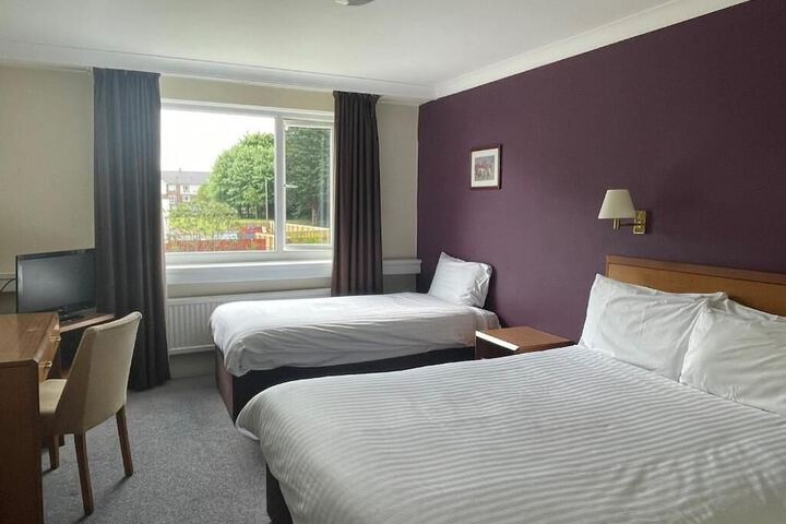 Room 15 of 50