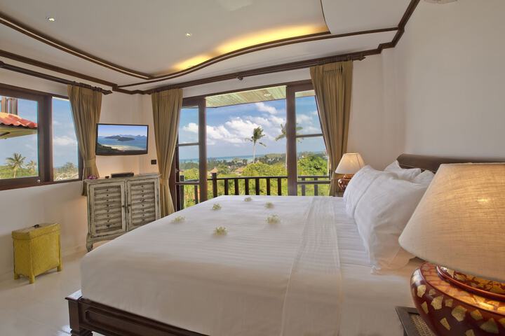 Room 15 of 111