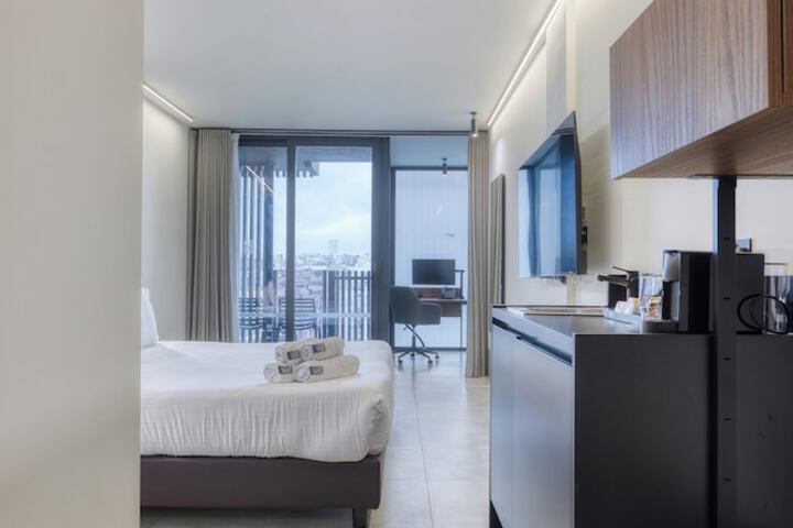 Room 63 of 150